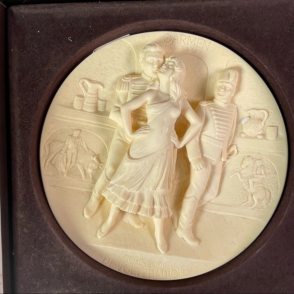 Gino Ruggeri Carmen 1978 La Scala Grand Opera Collection Italian Alabaster Plate